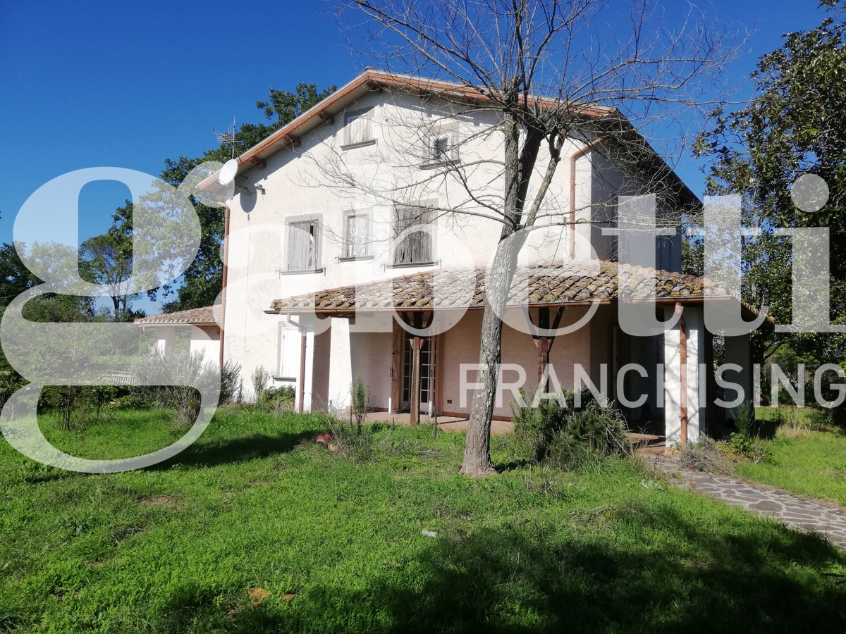 Villa in vendita a Gallese, 11 locali, prezzo € 390.000 | PortaleAgenzieImmobiliari.it