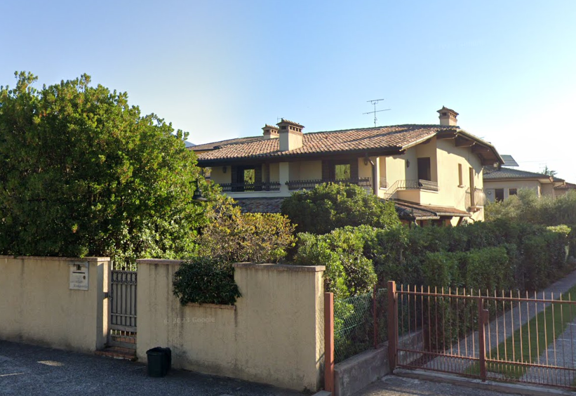 Soluzione Indipendente in vendita a Bassano del Grappa, 10 locali, prezzo € 376.125 | PortaleAgenzieImmobiliari.it