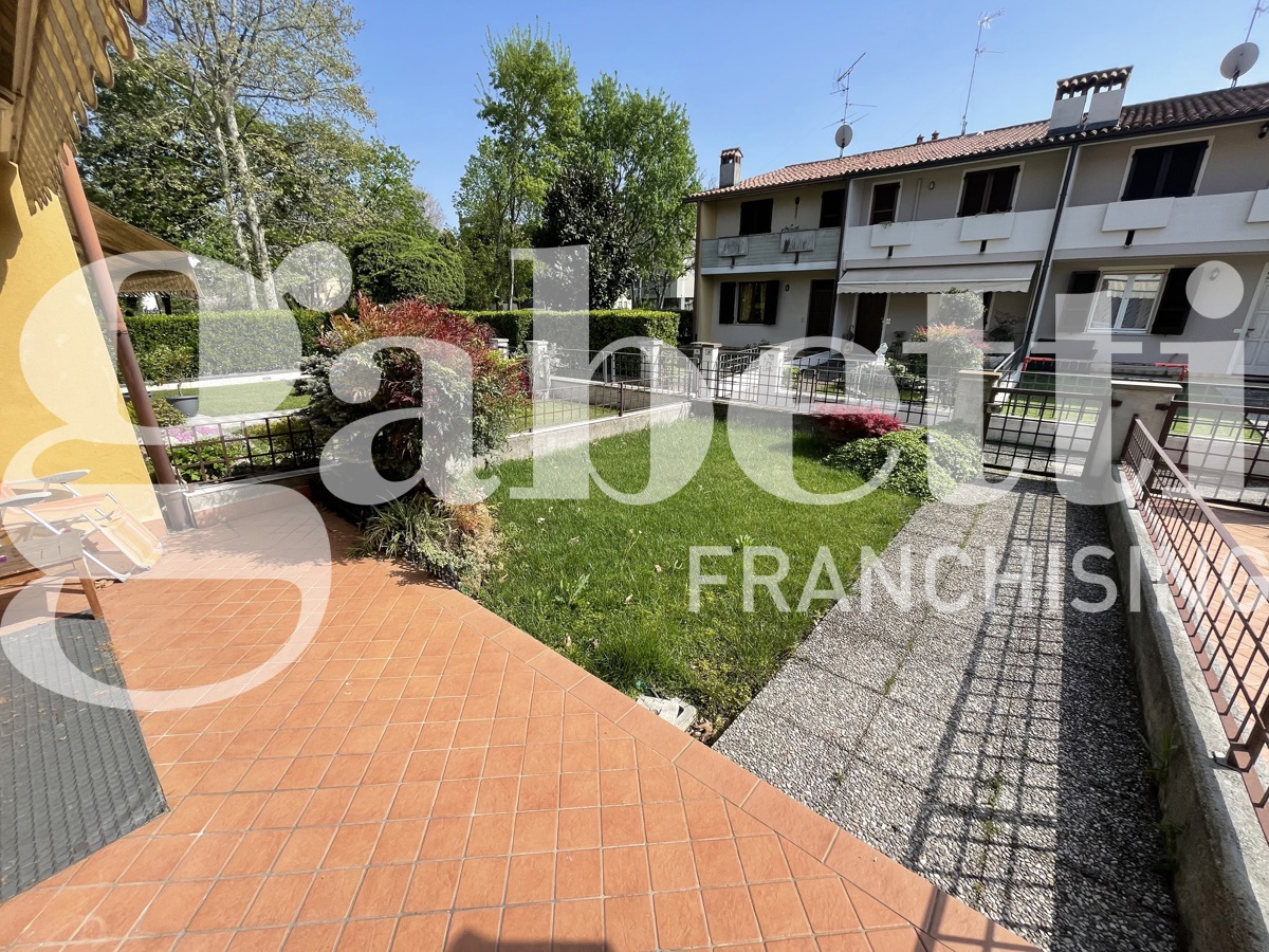 Villa a Schiera in vendita a Chiari, 3 locali, prezzo € 230.000 | PortaleAgenzieImmobiliari.it