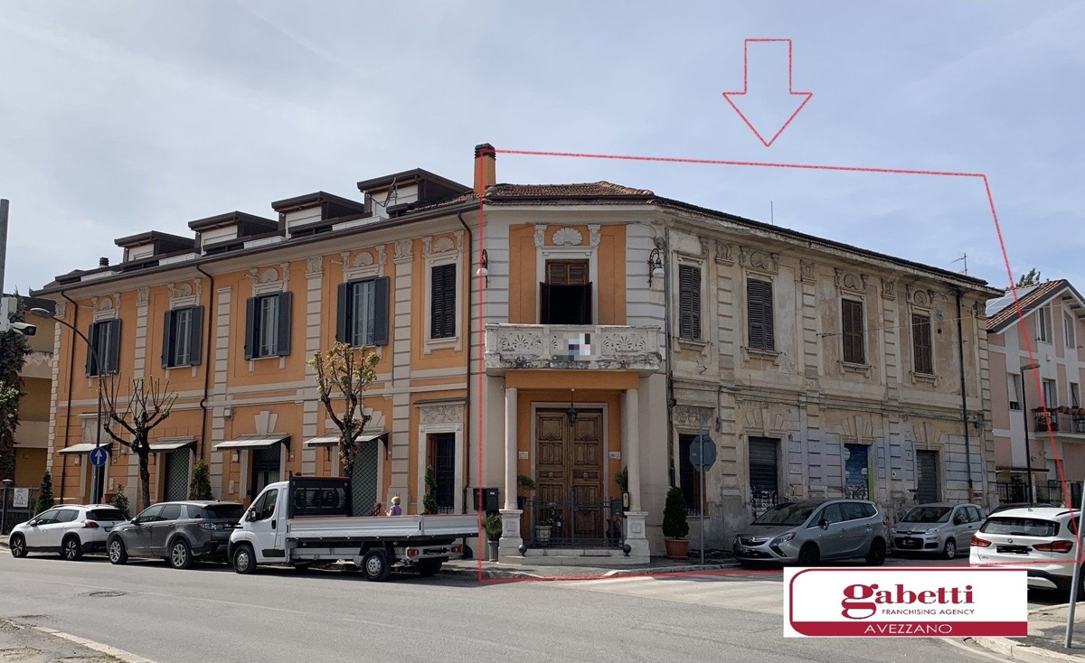 Villa Bifamiliare in vendita a Avezzano, 10 locali, prezzo € 310.000 | PortaleAgenzieImmobiliari.it