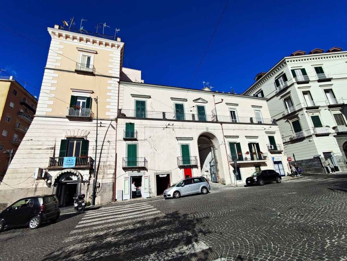 Appartamento in vendita a Portici, 4 locali, prezzo € 229.000 | PortaleAgenzieImmobiliari.it