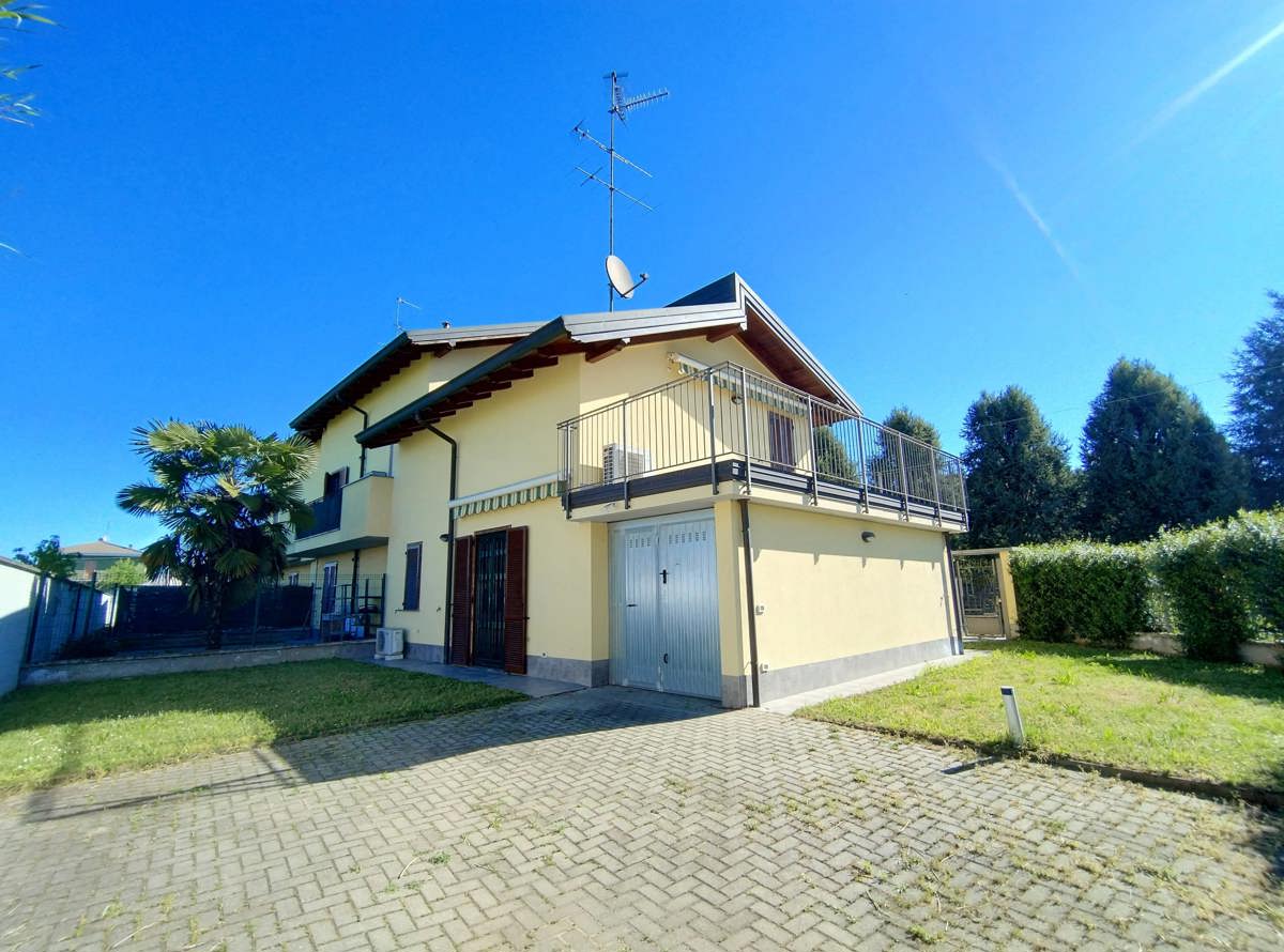Villa a Schiera in vendita a Corbetta, 3 locali, prezzo € 249.000 | PortaleAgenzieImmobiliari.it