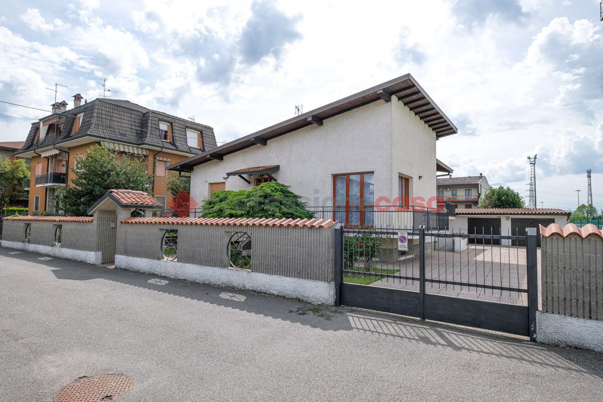 Villa in vendita a Ciserano, 4 locali, prezzo € 259.000 | PortaleAgenzieImmobiliari.it