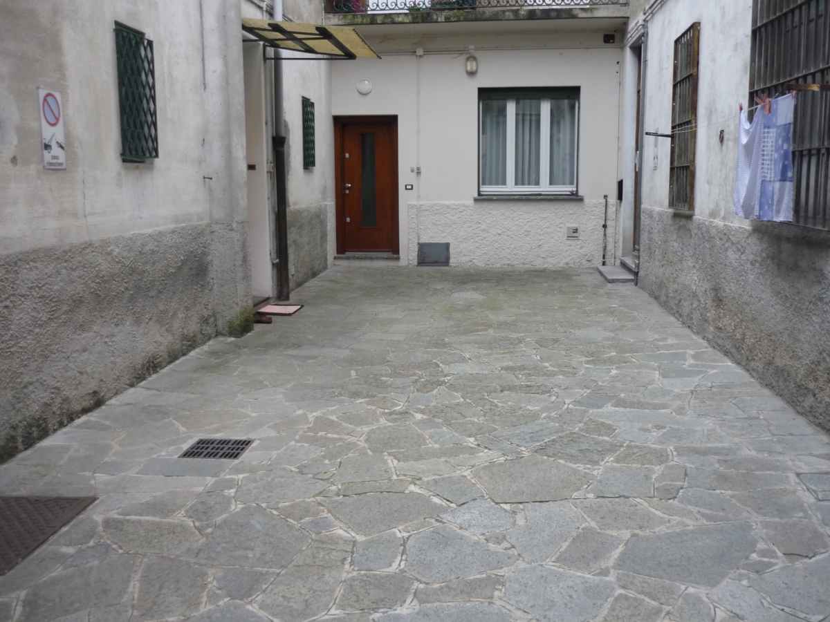 Appartamento in vendita a Lecco, 3 locali, prezzo € 49.000 | PortaleAgenzieImmobiliari.it