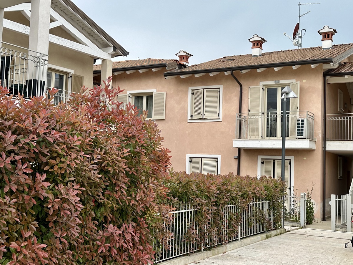 Appartamento in vendita a Castelnuovo del Garda, 3 locali, prezzo € 297.000 | PortaleAgenzieImmobiliari.it