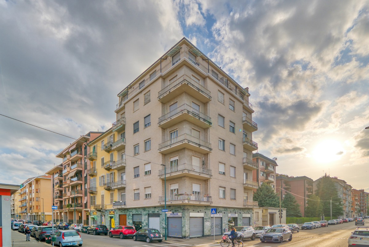 Appartamento in vendita a Torino, 5 locali, zona Pozzo Strada, Parella, prezzo € 245.000 | PortaleAgenzieImmobiliari.it