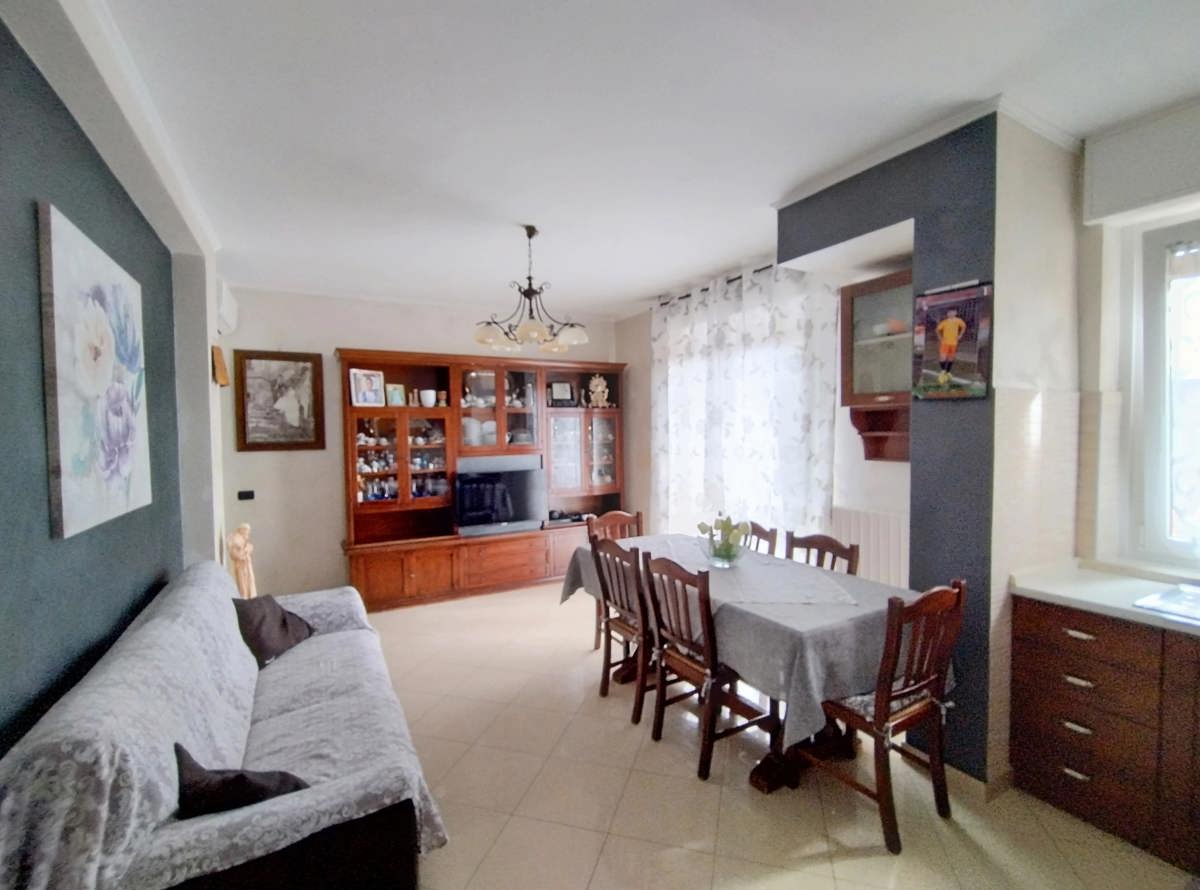 Appartamento in vendita a Arluno, 3 locali, prezzo € 119.000 | PortaleAgenzieImmobiliari.it