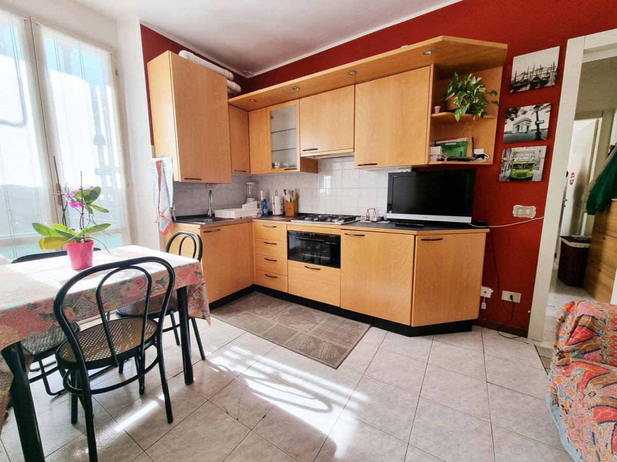 Appartamento in vendita a Lecco, 2 locali, prezzo € 160.000 | PortaleAgenzieImmobiliari.it