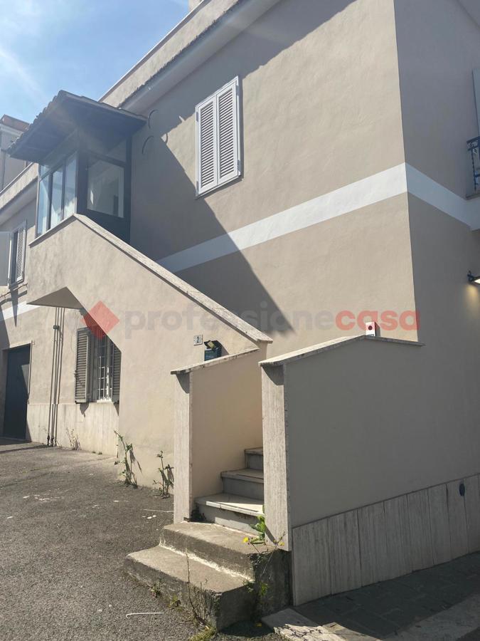 Appartamento in vendita a Albano Laziale, 2 locali, prezzo € 108.000 | PortaleAgenzieImmobiliari.it