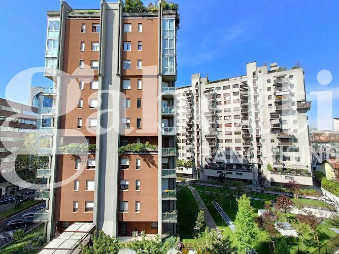 Appartamento in vendita a Sesto San Giovanni, 5 locali, prezzo € 618.000 | PortaleAgenzieImmobiliari.it