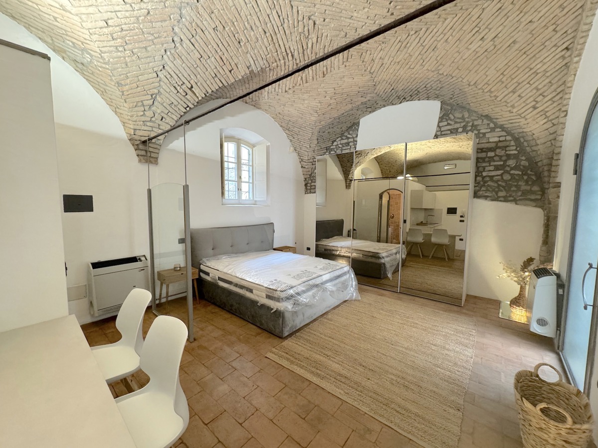 Appartamento in affitto a Parma, 1 locali, zona ro storico, prezzo € 900 | PortaleAgenzieImmobiliari.it
