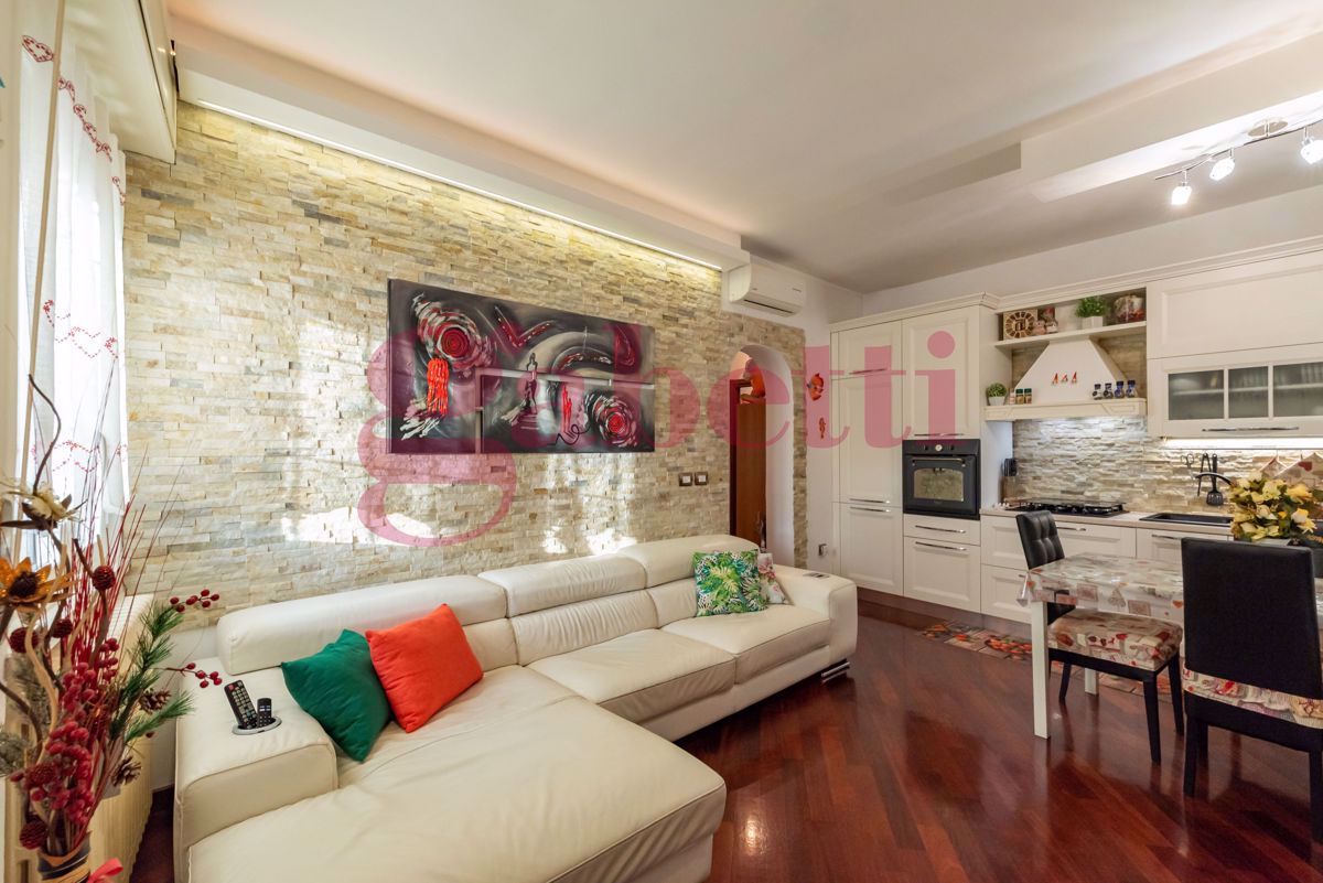 Appartamento in vendita a Senago, 3 locali, prezzo € 149.000 | PortaleAgenzieImmobiliari.it