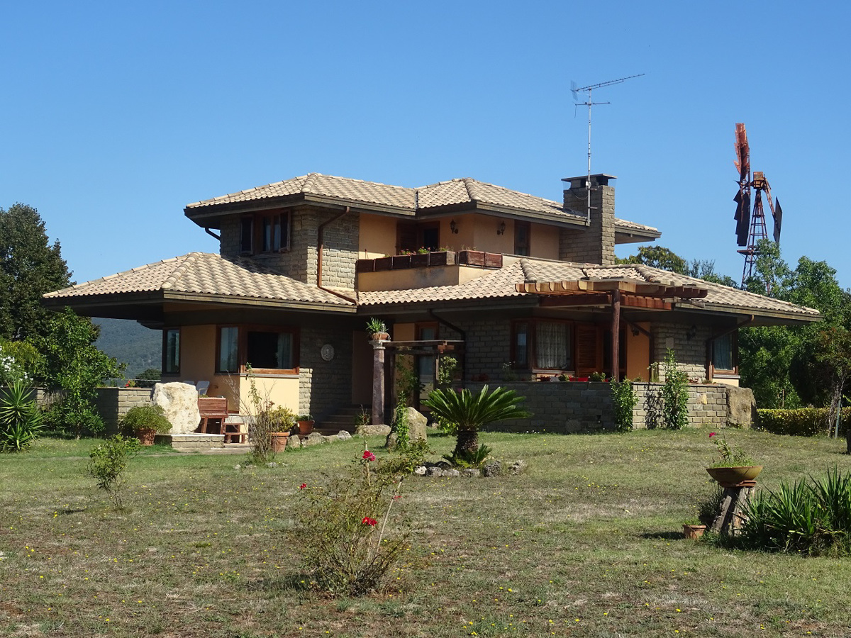 Villa in vendita a Manziana, 9999 locali, prezzo € 460.000 | CambioCasa.it