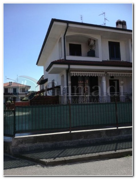 Villa a Schiera in vendita a Sedriano, 4 locali, prezzo € 405.000 | PortaleAgenzieImmobiliari.it