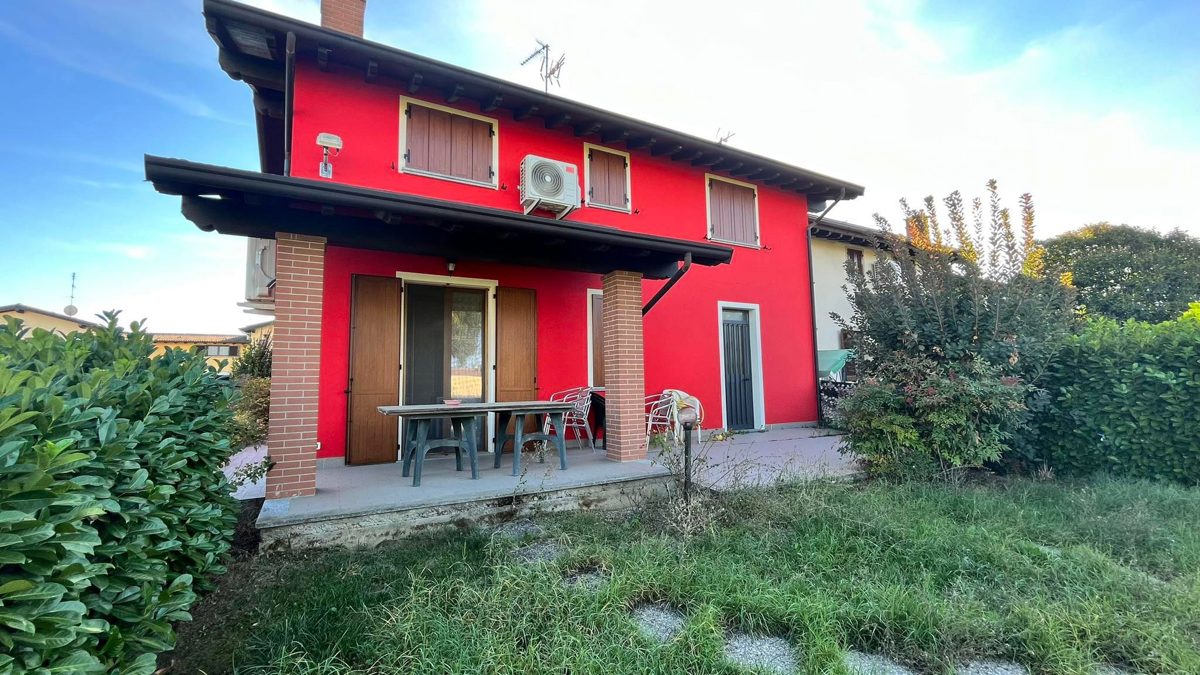 Villa in vendita a San Cipriano Po, 5 locali, prezzo € 198.000 | PortaleAgenzieImmobiliari.it