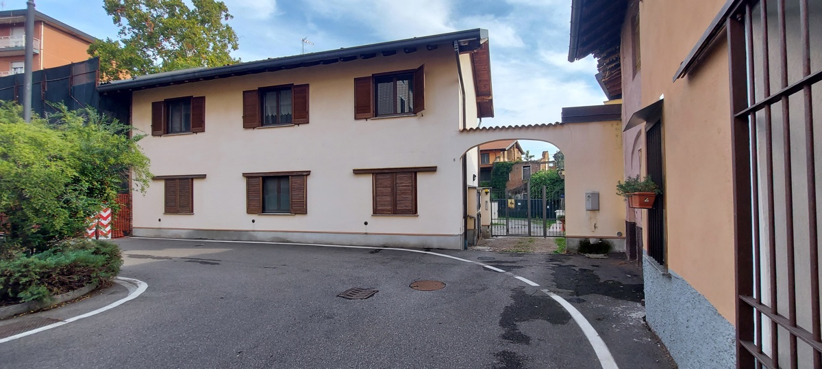 Appartamento in vendita a Busto Garolfo, 3 locali, prezzo € 130.000 | PortaleAgenzieImmobiliari.it