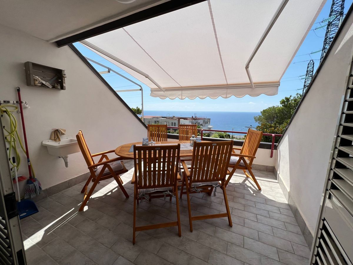 Villa in vendita a Praia a Mare, 3 locali, prezzo € 150.000 | PortaleAgenzieImmobiliari.it
