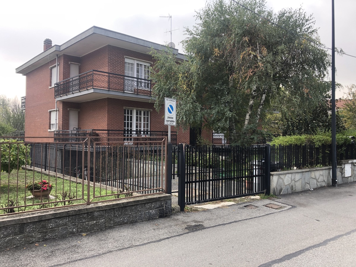 Appartamento in vendita a Beinasco, 4 locali, prezzo € 170.000 | PortaleAgenzieImmobiliari.it