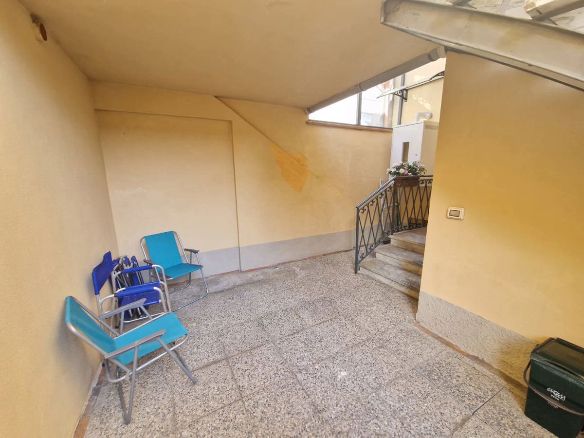 Villa Tri-Quadrifamiliare in vendita a Sarzana, 4 locali, prezzo € 160.000 | PortaleAgenzieImmobiliari.it