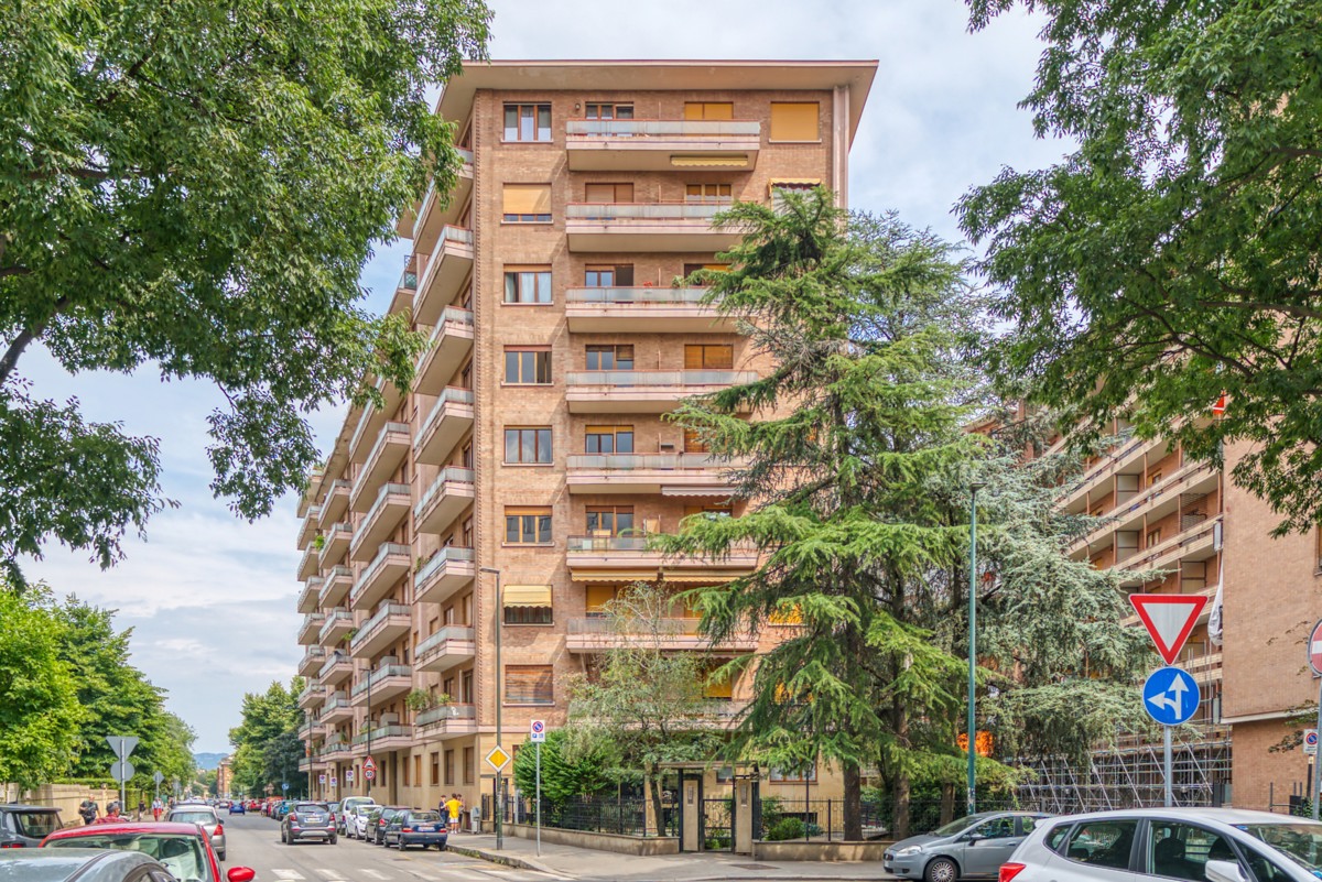 Appartamento in vendita a Torino, 5 locali, zona Pozzo Strada, Parella, prezzo € 300.000 | PortaleAgenzieImmobiliari.it