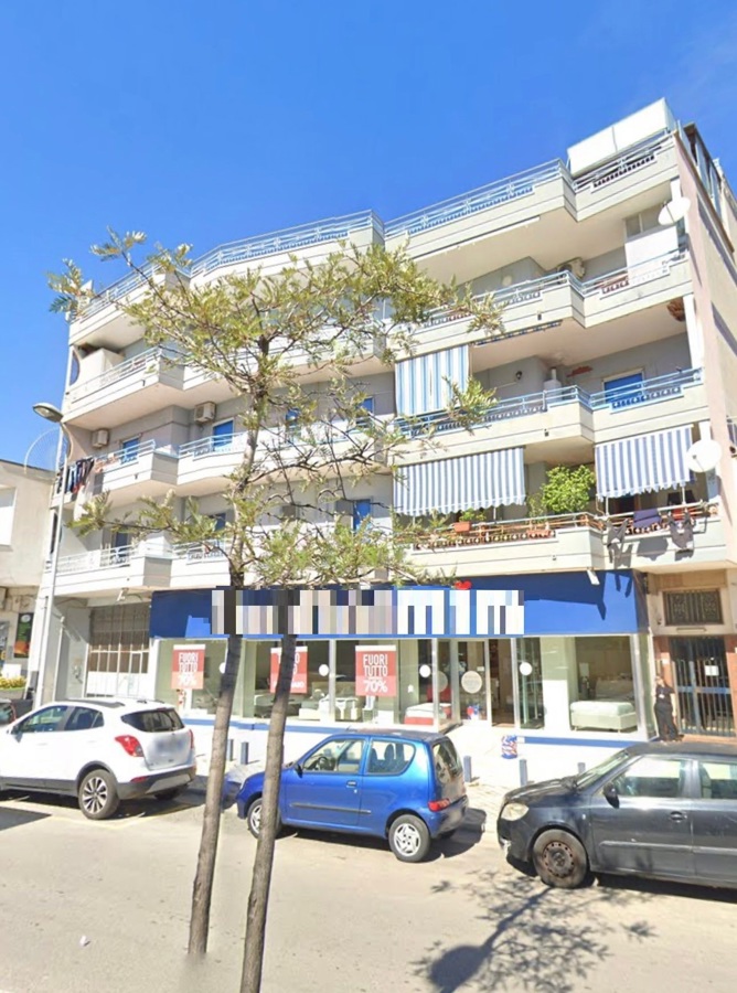 Negozio / Locale in vendita a Pomigliano d'Arco, 9999 locali, prezzo € 490.000 | PortaleAgenzieImmobiliari.it