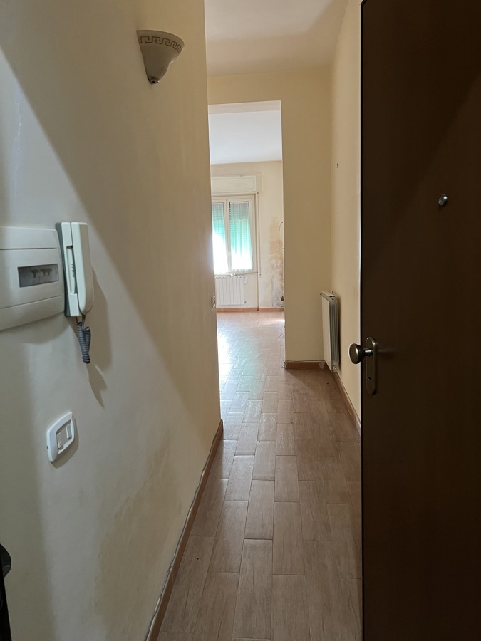 Appartamento in vendita a Capua, 3 locali, prezzo € 60.000 | PortaleAgenzieImmobiliari.it
