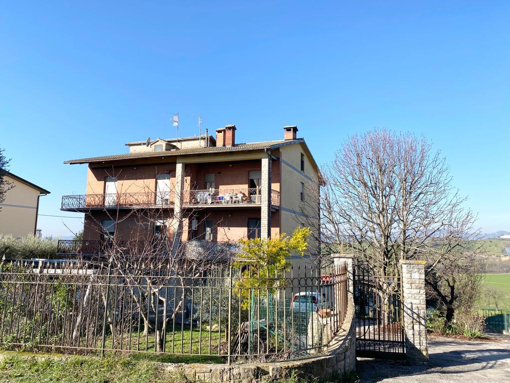 Appartamento in vendita a Perugia, 4 locali, prezzo € 114.000 | PortaleAgenzieImmobiliari.it