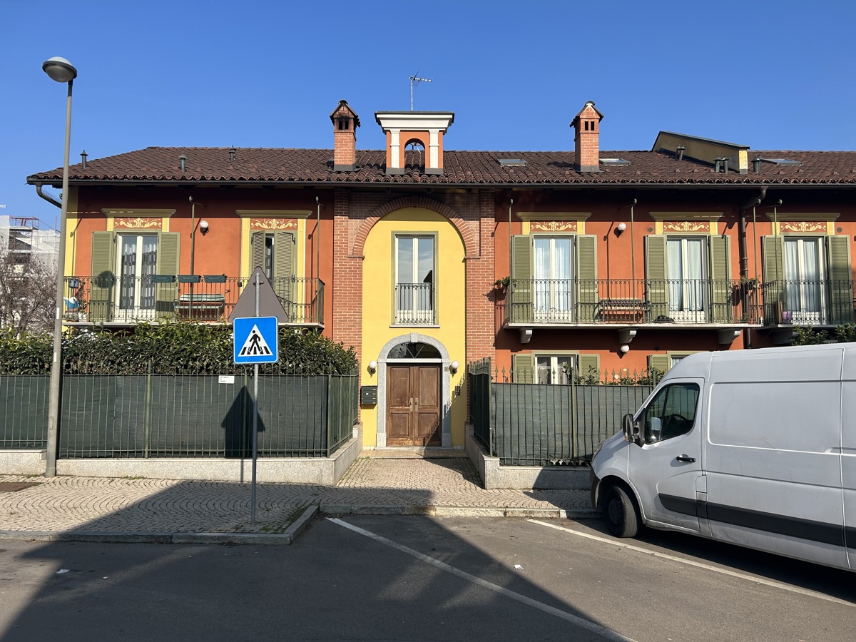 Appartamento in vendita a Beinasco, 5 locali, prezzo € 225.000 | PortaleAgenzieImmobiliari.it