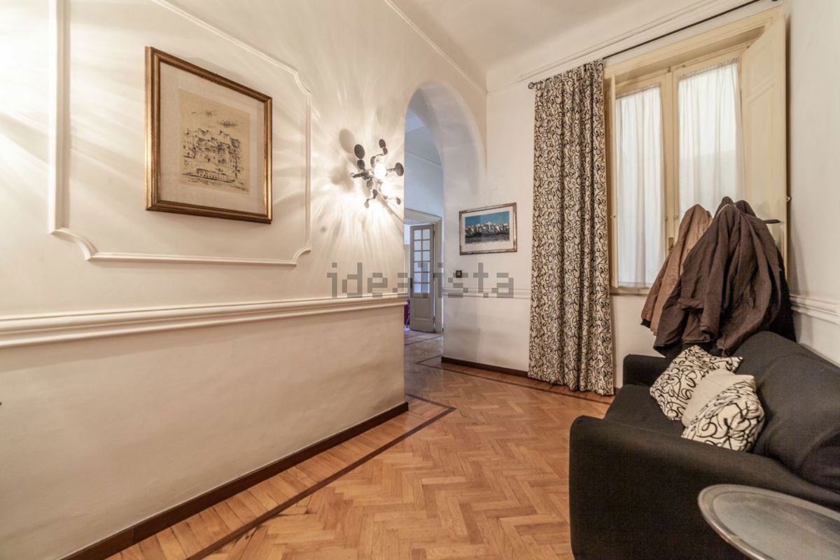Appartamento in vendita a Roma, 5 locali, prezzo € 900.000 | CambioCasa.it
