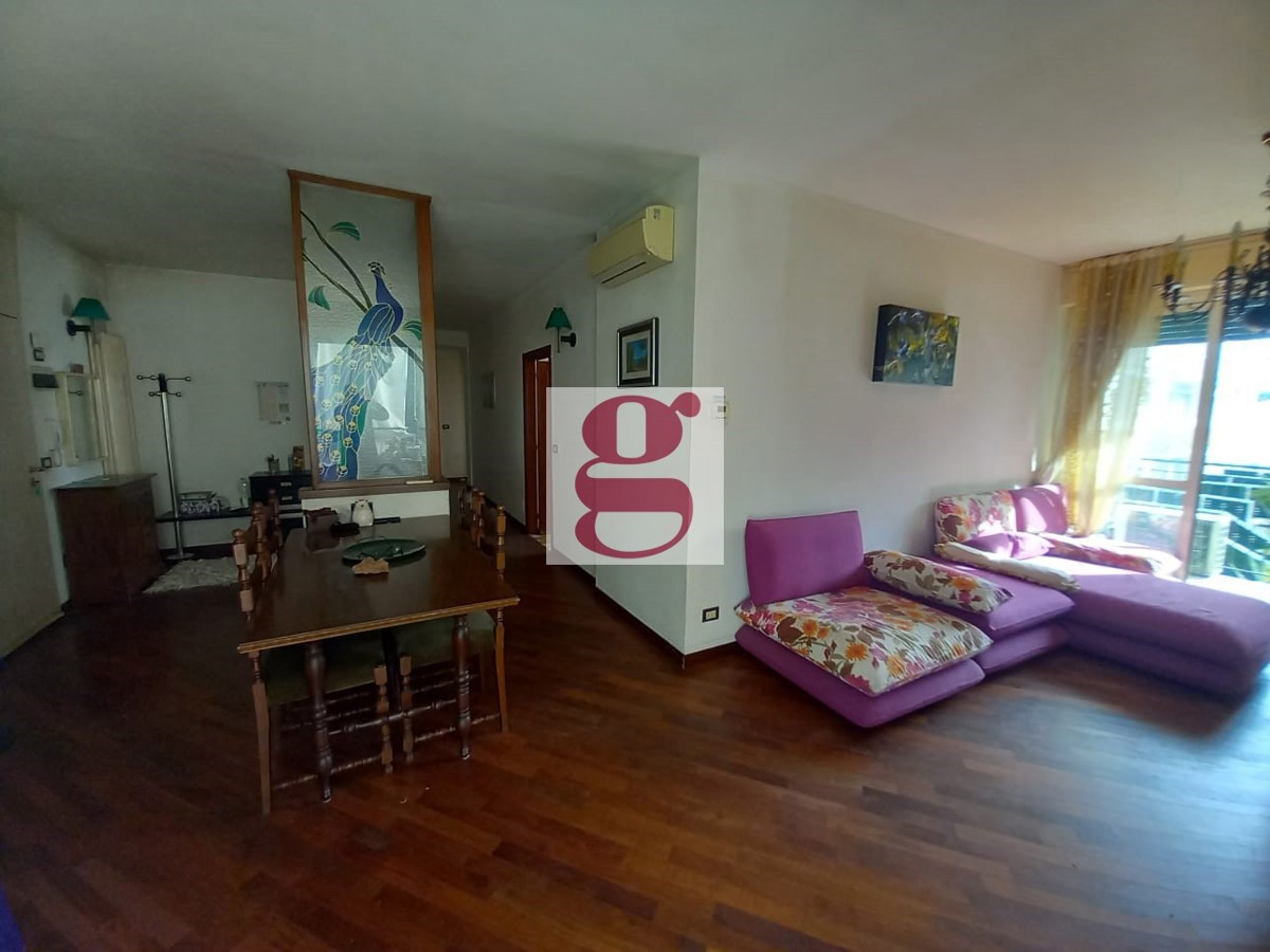 Appartamento in vendita a Riccione, 4 locali, prezzo € 580.000 | PortaleAgenzieImmobiliari.it