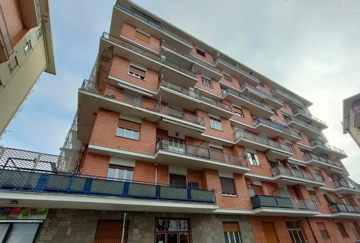 Appartamento in vendita a Beinasco, 2 locali, prezzo € 52.000 | PortaleAgenzieImmobiliari.it
