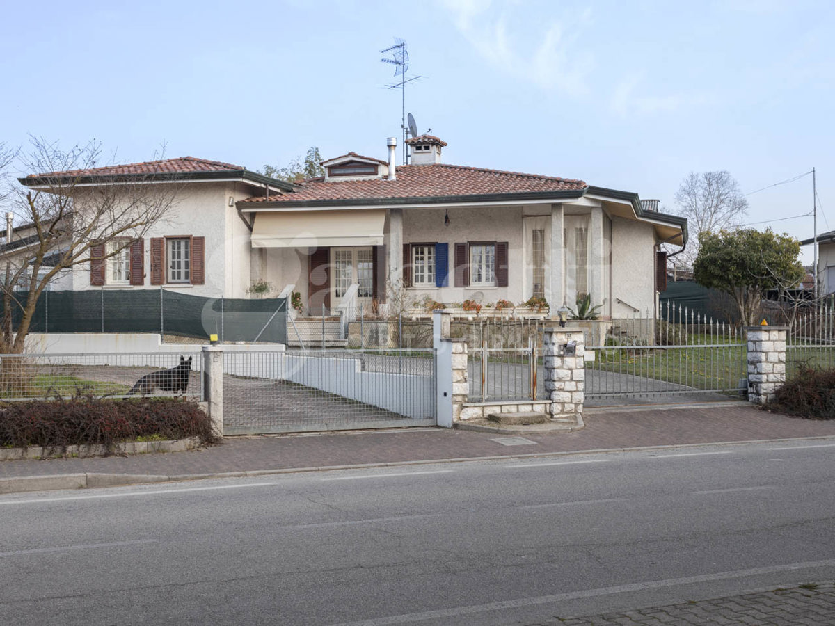 Villa in vendita a Gruaro, 4 locali, prezzo € 280.000 | PortaleAgenzieImmobiliari.it