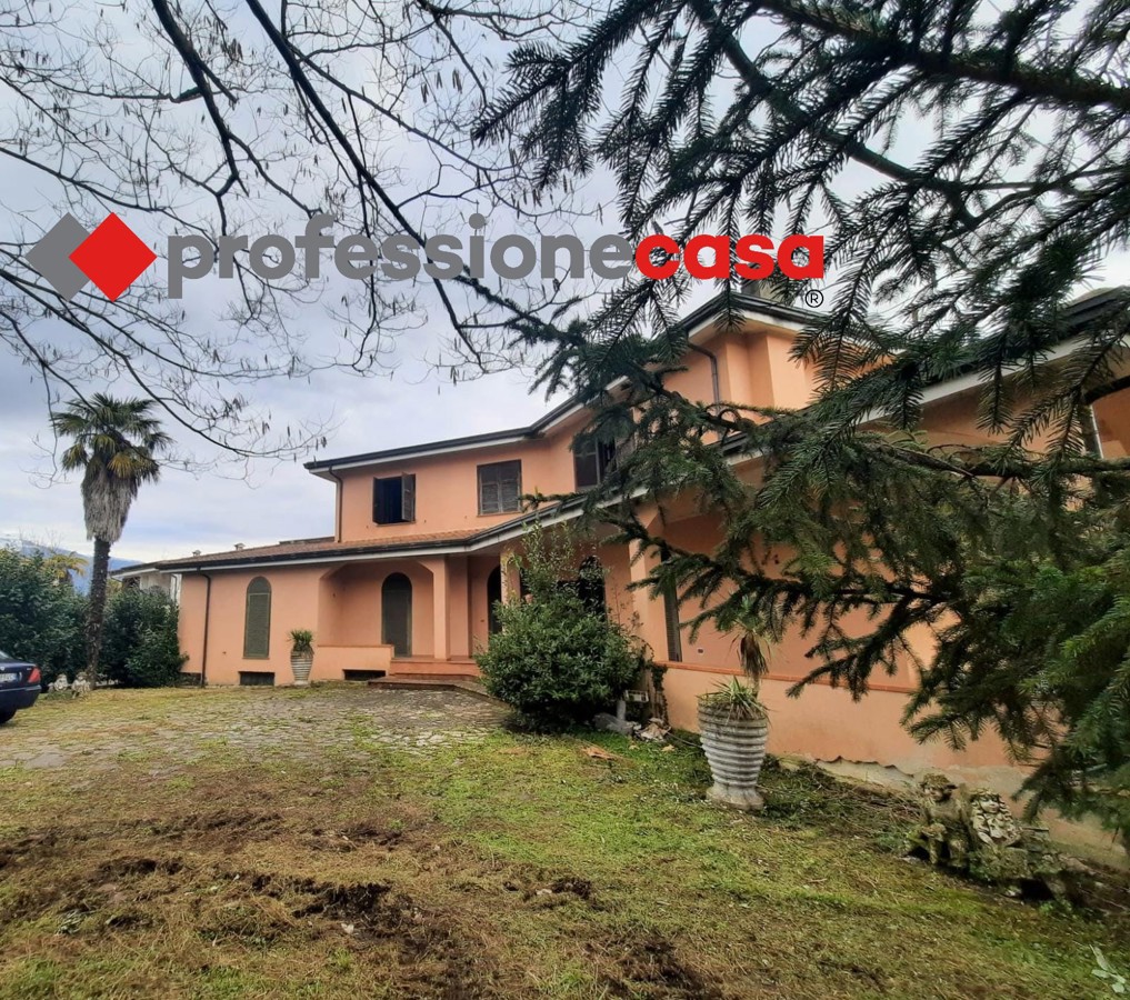Villa in Vendita a Monte San Giovanni Campano