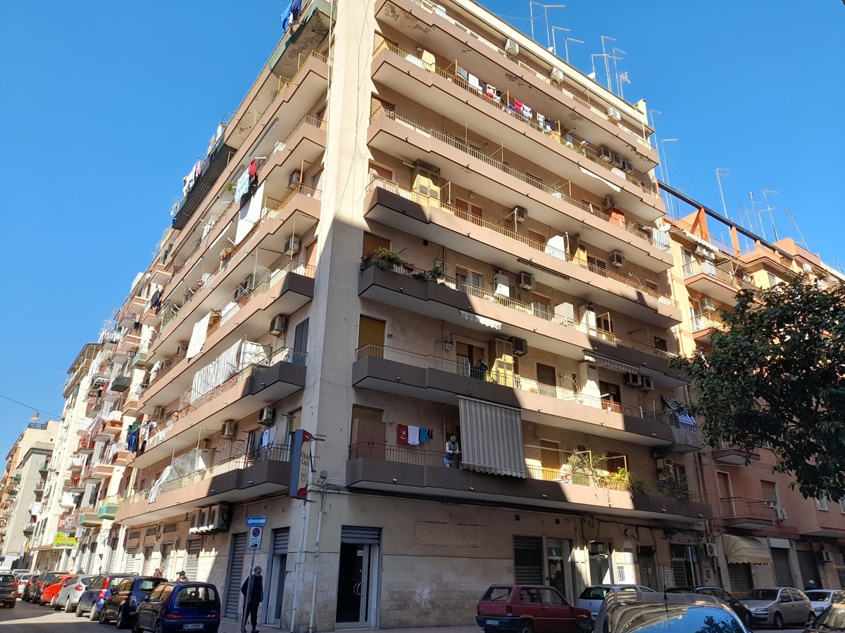 Appartamento in vendita a Taranto, 2 locali, prezzo € 75.000 | CambioCasa.it
