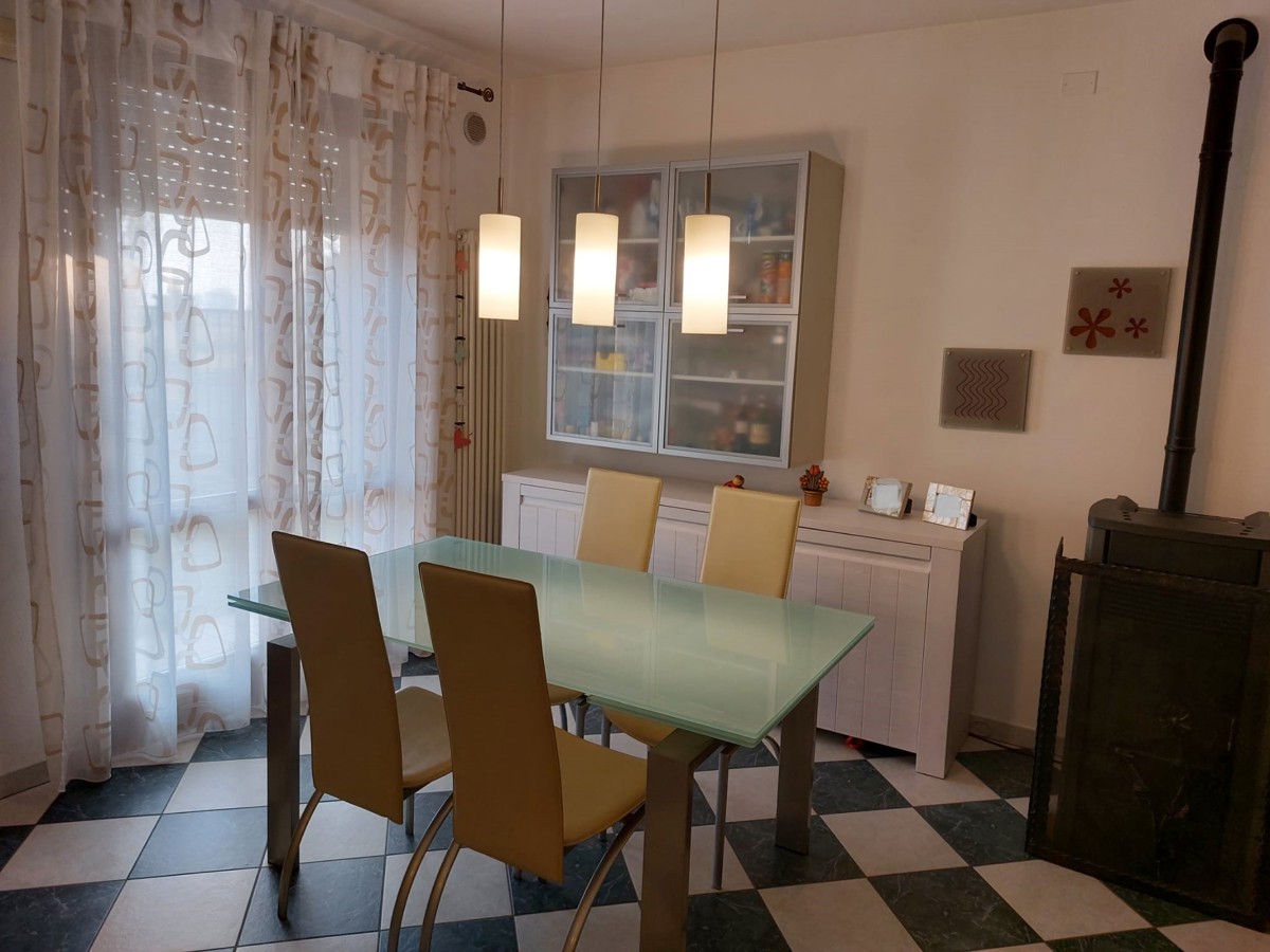 Villa Bifamiliare in vendita a Papozze, 4 locali, prezzo € 130.000 | PortaleAgenzieImmobiliari.it