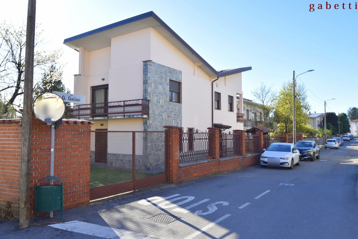 Villa in vendita a Boffalora Sopra Ticino, 5 locali, prezzo € 329.000 | PortaleAgenzieImmobiliari.it