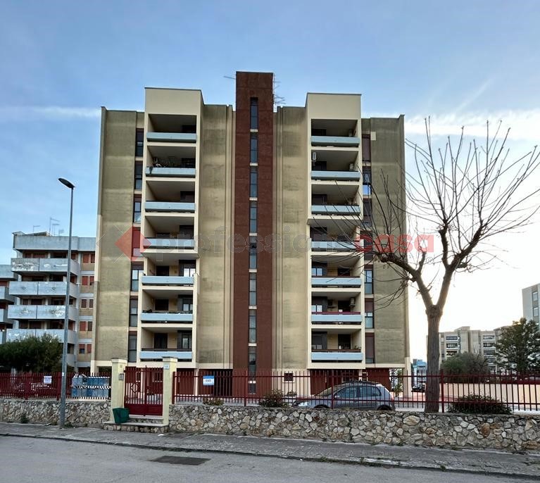 Appartamento in vendita a Grottaglie, 4 locali, prezzo € 95.000 | PortaleAgenzieImmobiliari.it