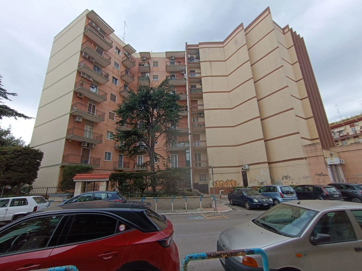 Appartamento in affitto a Bari, 2 locali, prezzo € 850 | PortaleAgenzieImmobiliari.it