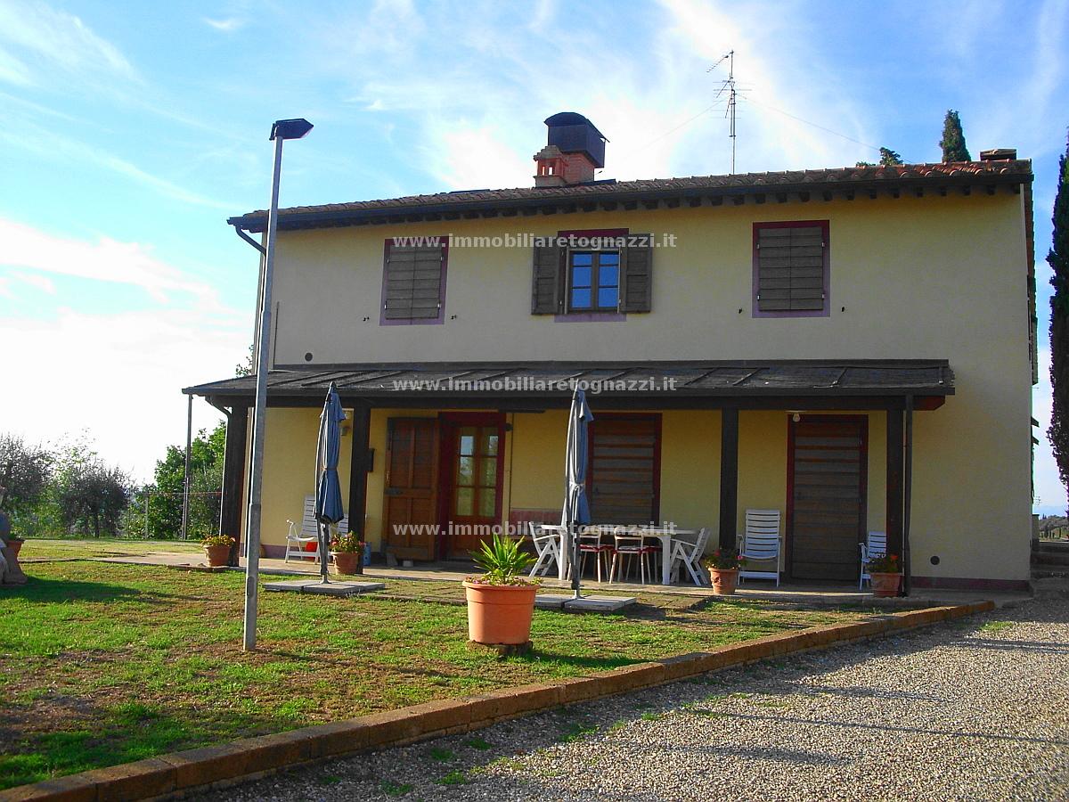 Villa in vendita a Certaldo, 10 locali, prezzo € 620.000 | PortaleAgenzieImmobiliari.it