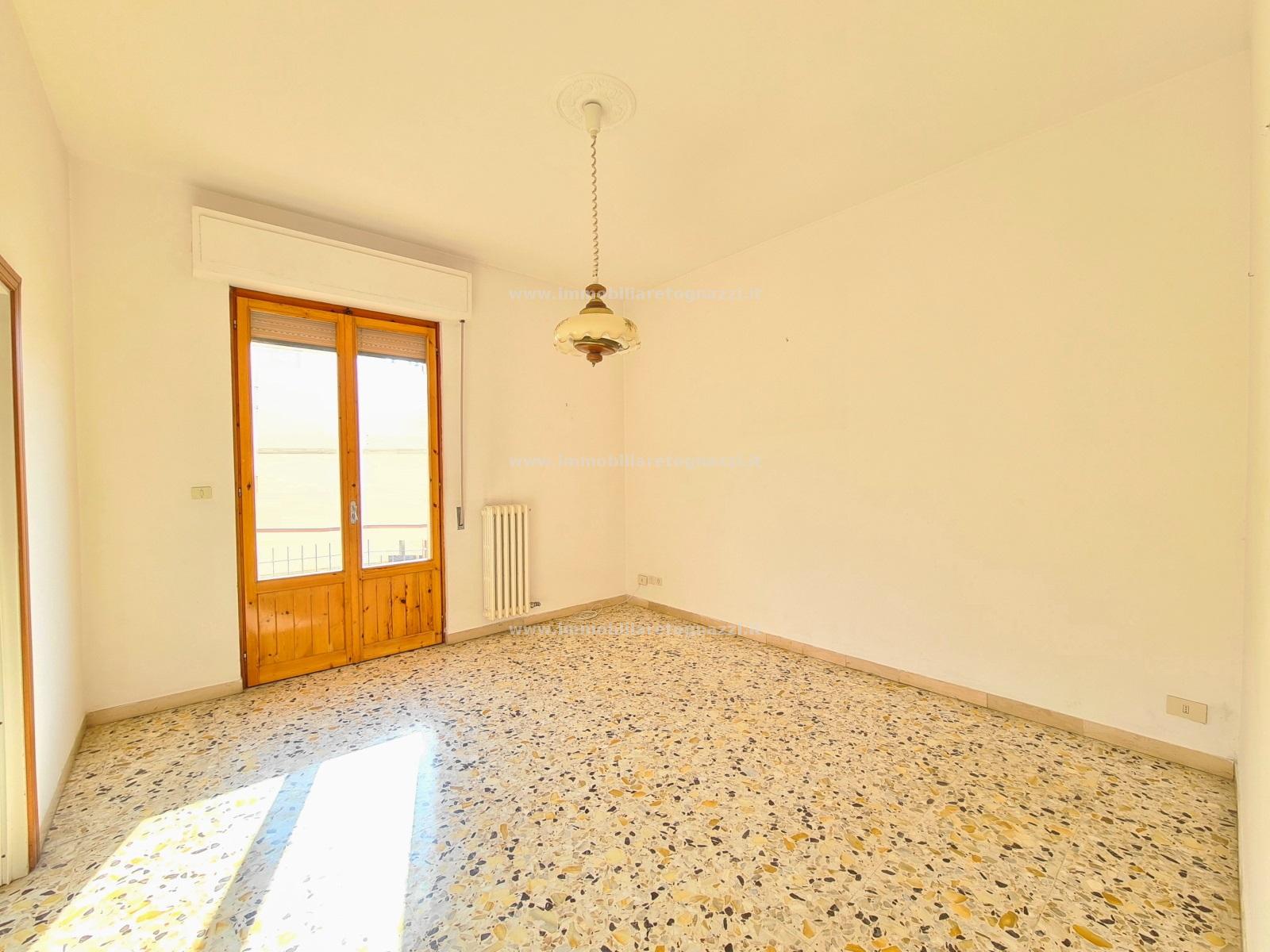 Appartamento in vendita a Certaldo, 4 locali, prezzo € 160.000 | PortaleAgenzieImmobiliari.it