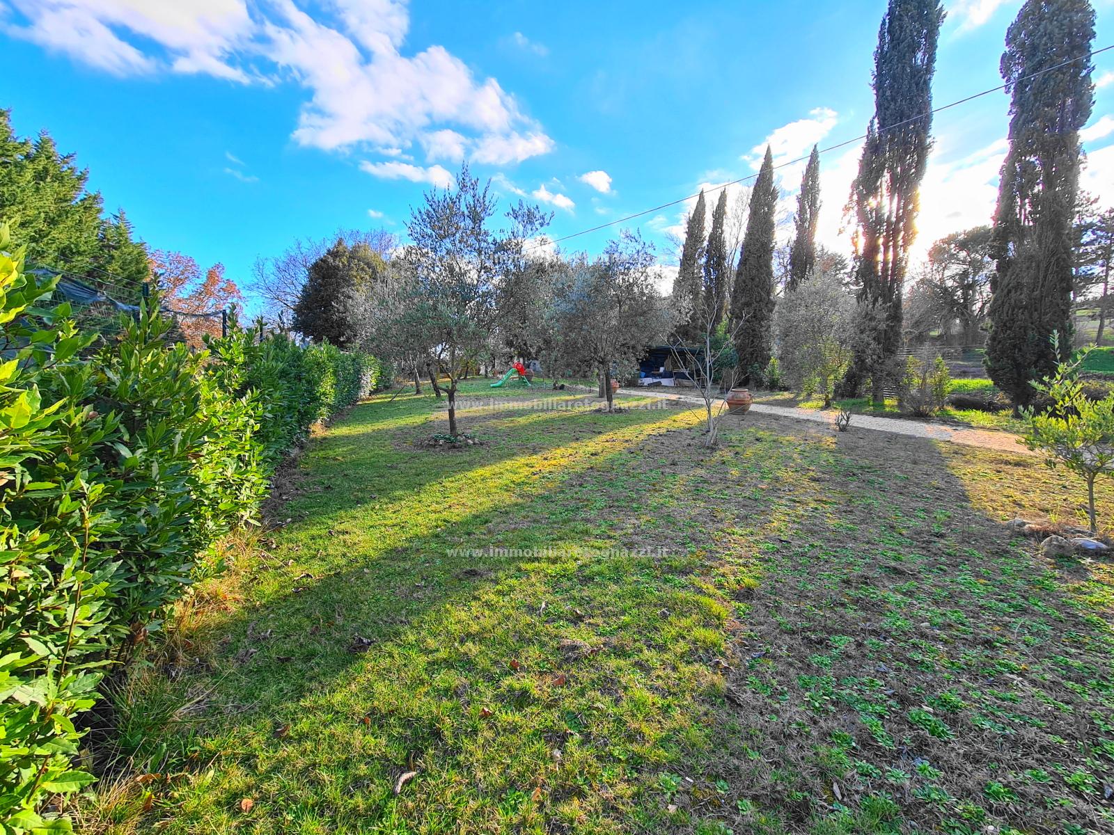 Villa a Schiera in vendita a San Gimignano, 6 locali, prezzo € 330.000 | PortaleAgenzieImmobiliari.it