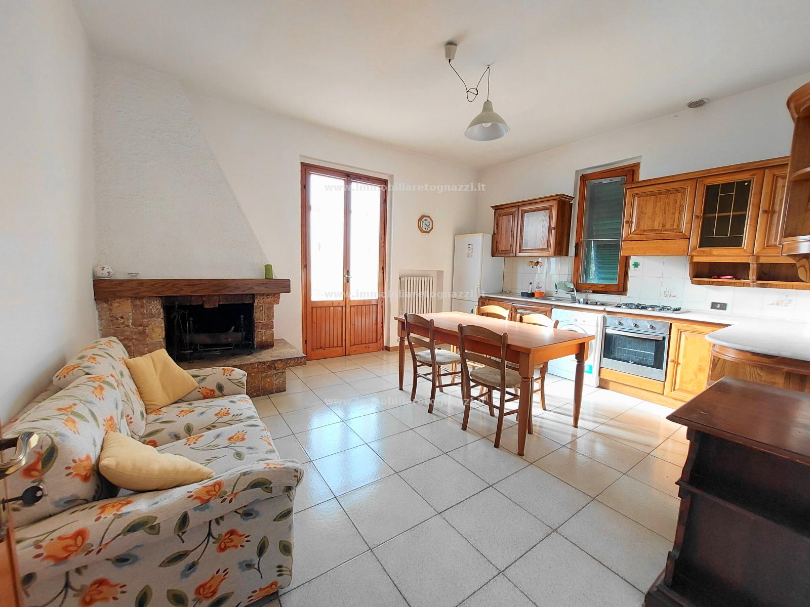 Appartamento in vendita a Castelfiorentino, 4 locali, prezzo € 165.000 | PortaleAgenzieImmobiliari.it