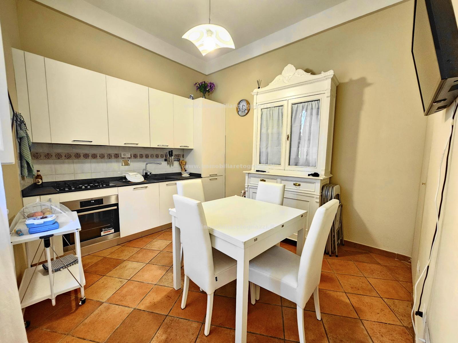 Villa a Schiera in vendita a Castelfiorentino, 4 locali, prezzo € 180.000 | PortaleAgenzieImmobiliari.it