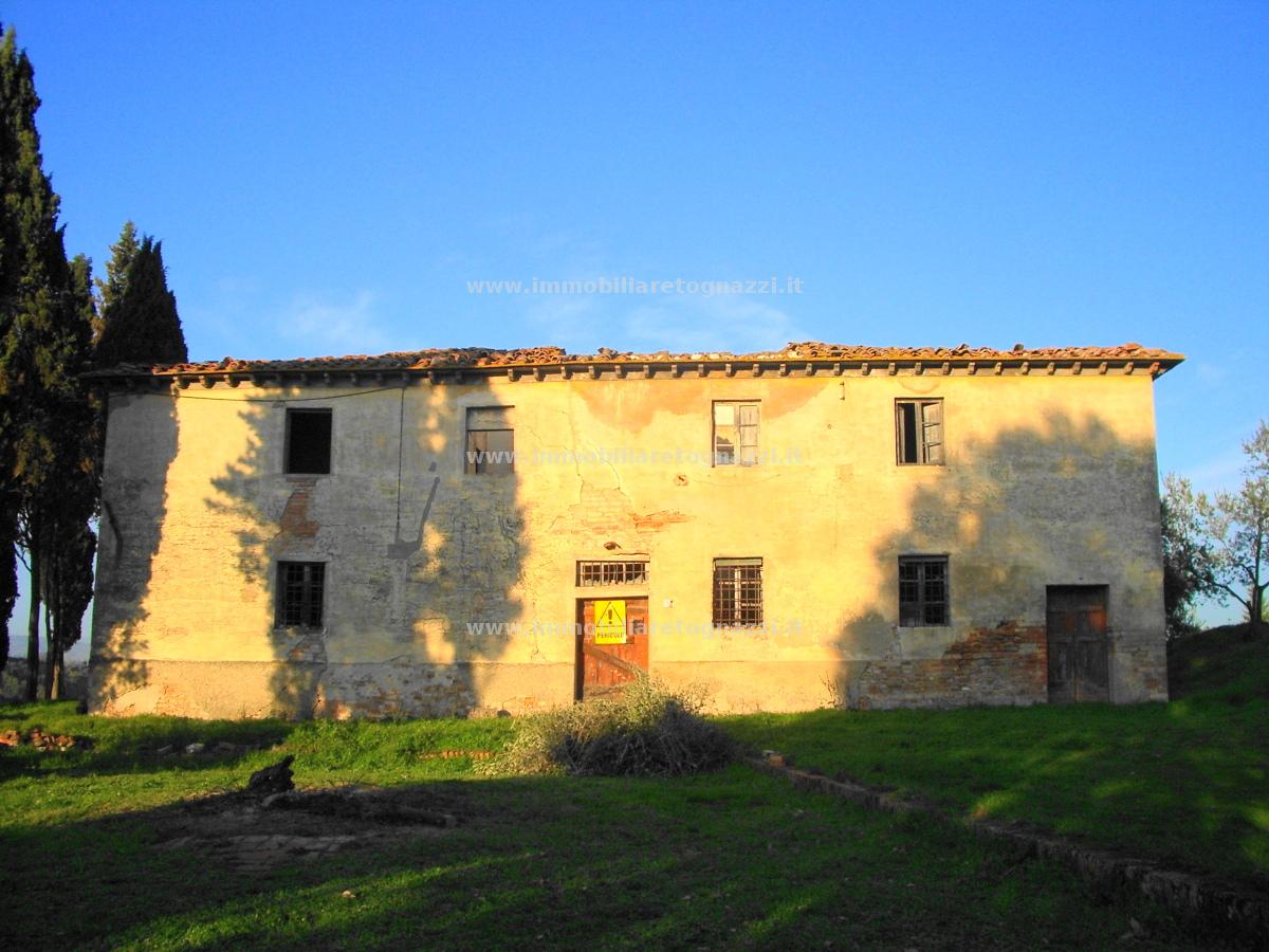 Rustico / Casale in vendita a Castelfiorentino