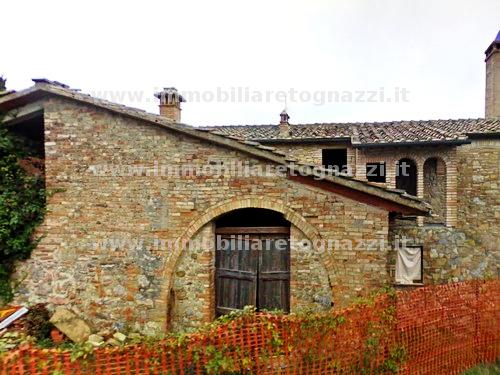 Rustico / Casale in vendita a Gambassi Terme, 10 locali, Prezzo trattabile | PortaleAgenzieImmobiliari.it