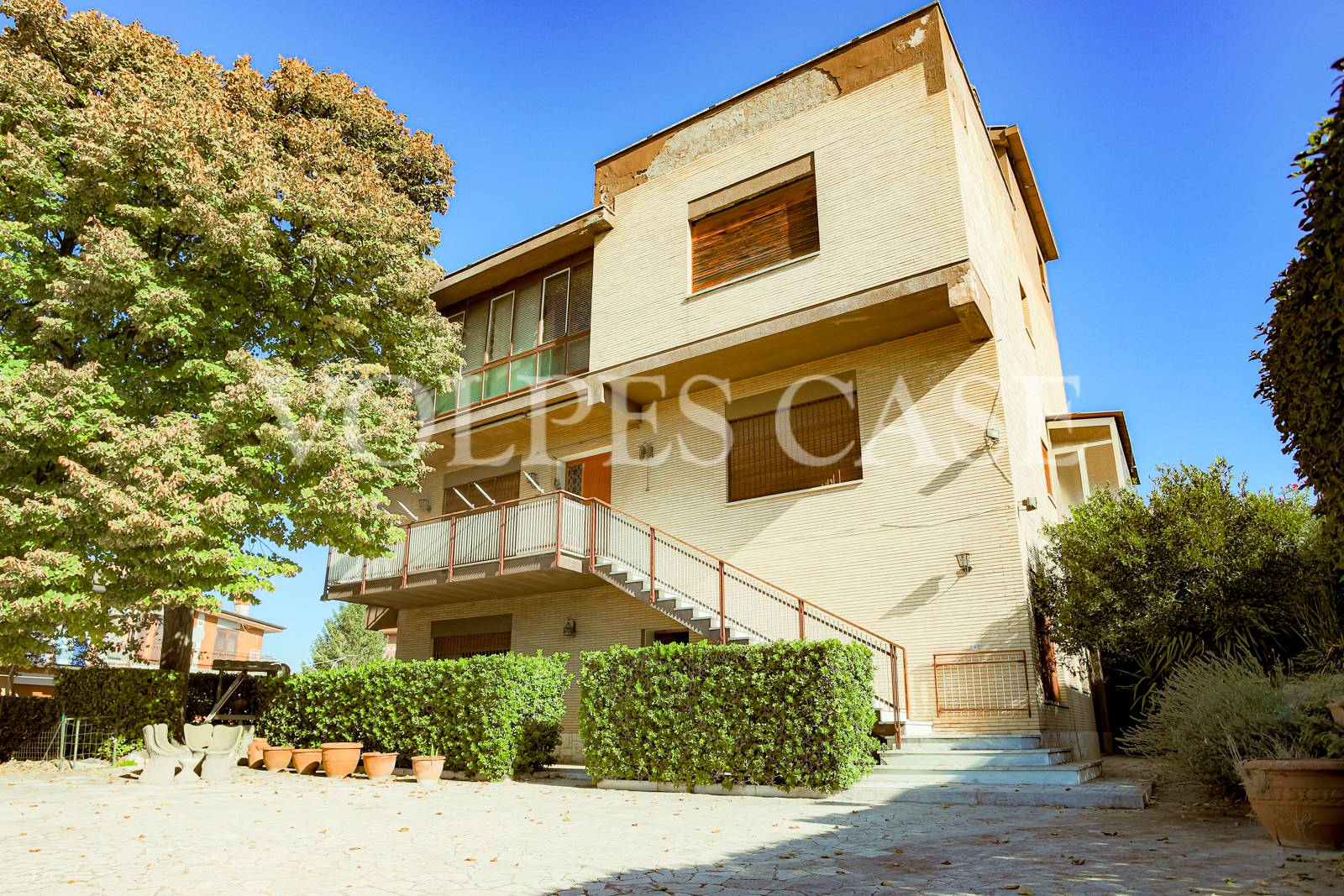 Villa in vendita a Mentana, 15 locali, prezzo € 449.000 | CambioCasa.it