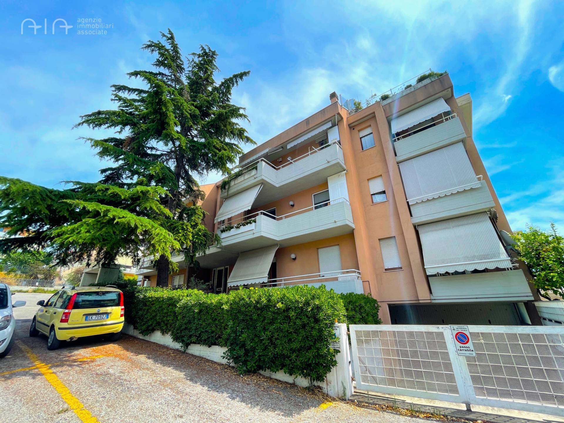 Appartamento in vendita a San Benedetto del Tronto, 6 locali, zona Località: Residenzialenord(aldisopradellass16, prezzo € 370.000 | PortaleAgenzieImmobiliari.it