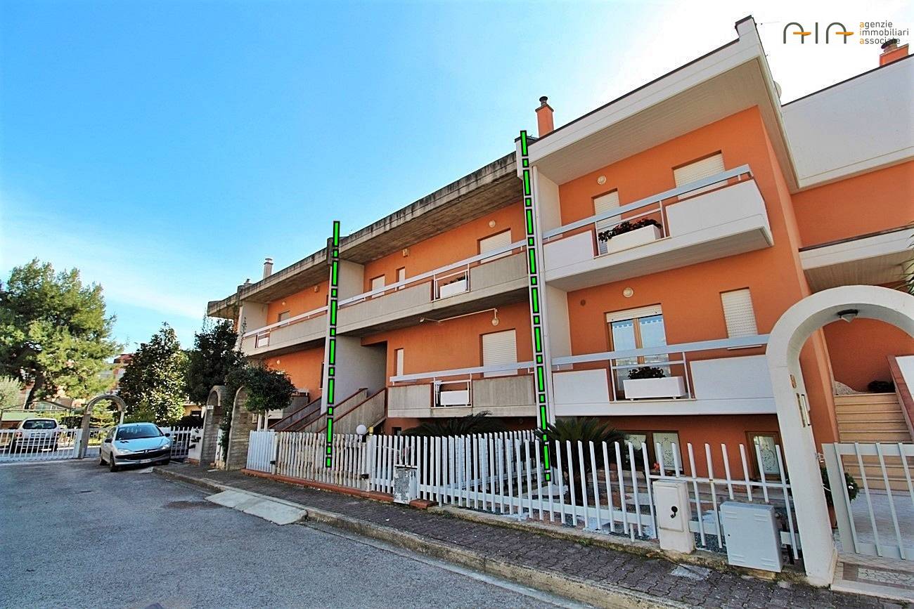 Villa a Schiera in vendita a Monteprandone, 7 locali, zona obuchi, prezzo € 295.000 | PortaleAgenzieImmobiliari.it