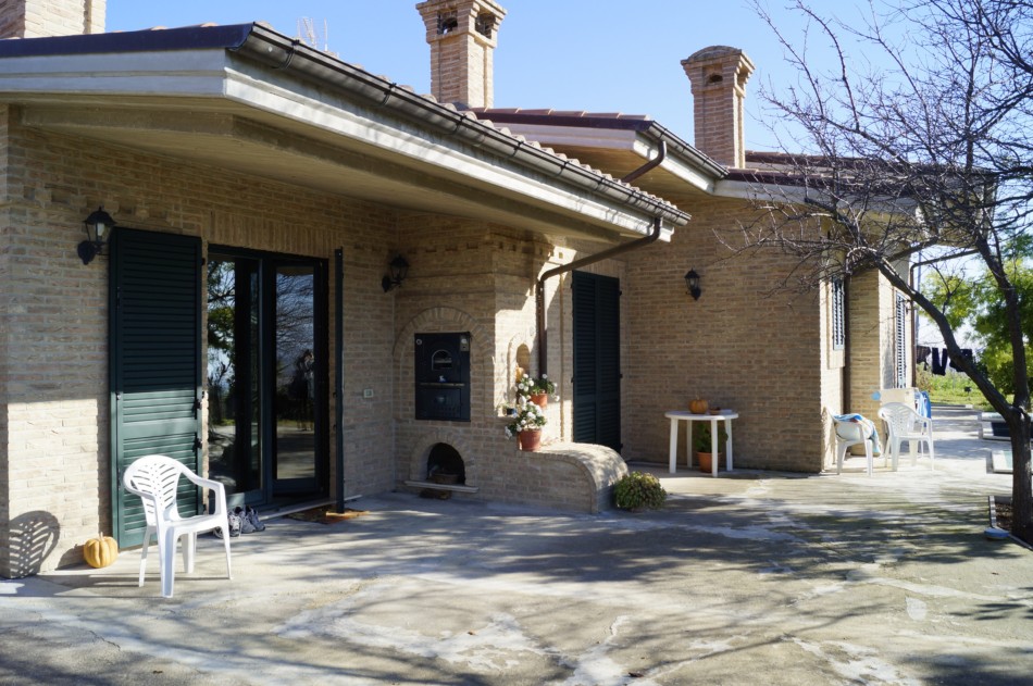 Villa in vendita a Monteprandone, 6 locali, zona Località: Collinare, Trattative riservate | PortaleAgenzieImmobiliari.it