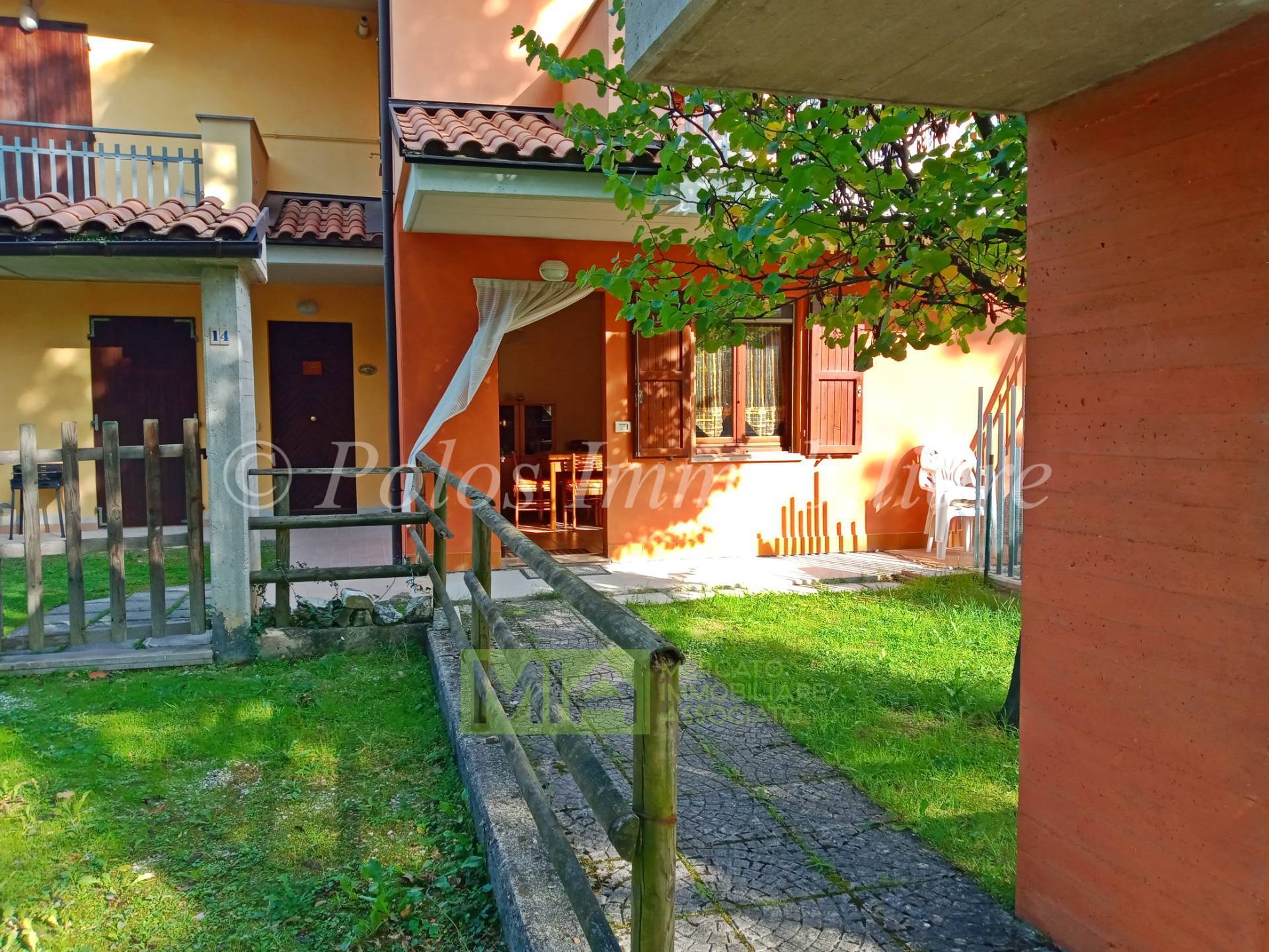 Appartamento in vendita a Sarnano, 5 locali, prezzo € 72.000 | PortaleAgenzieImmobiliari.it